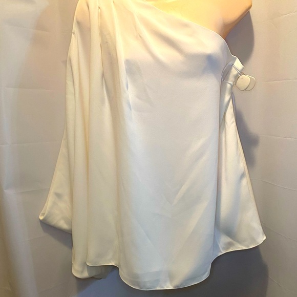 Trina Turk Tops - Trina Turk Tahiti Top white medium NWT